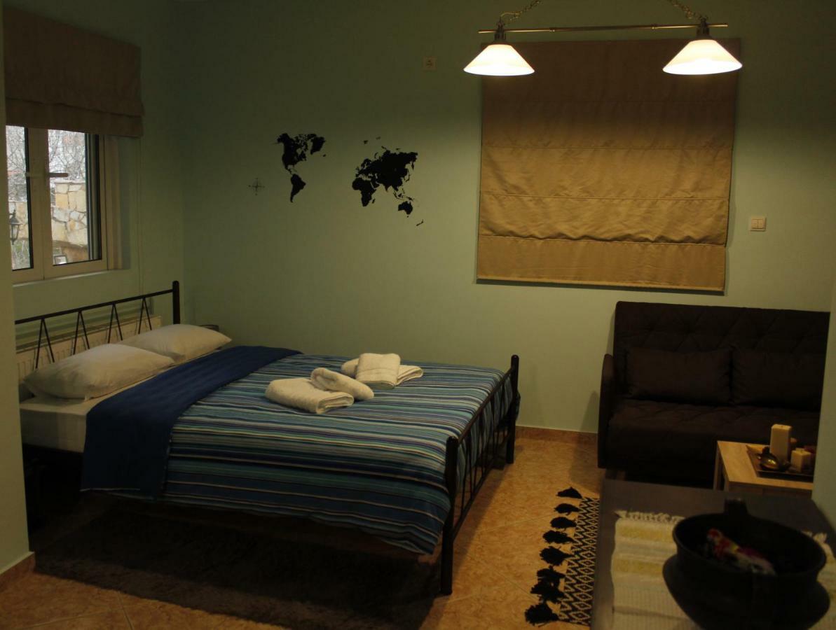 Alikes Apartments Close To International Airport And Rafina Port Loútsa Exterior foto